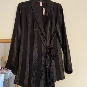 Victoria’s Secret Mini Robe / silky top